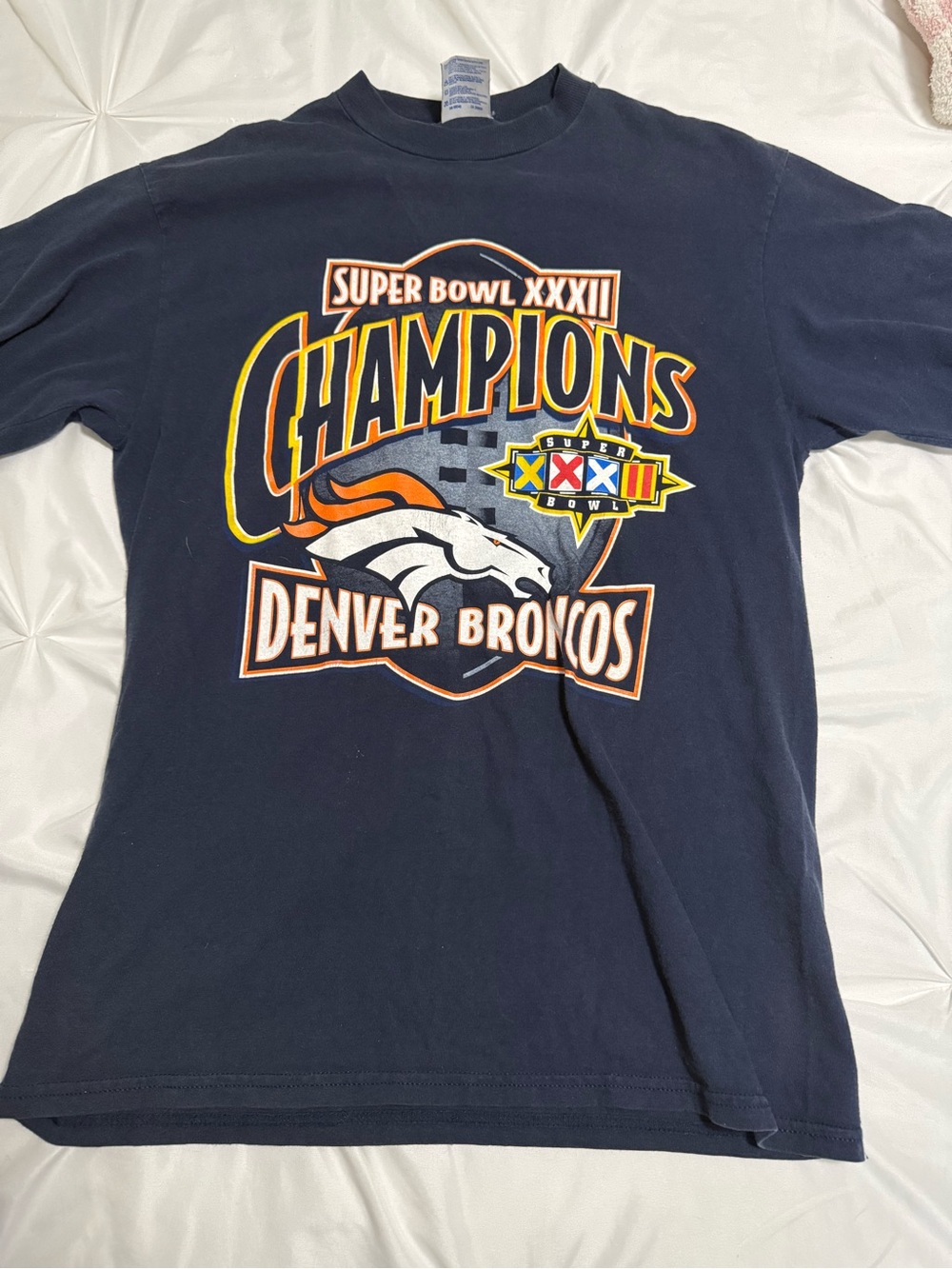 Vintage Denver Broncos Super Bowl XXXII Champions Graphic Tee - Navy